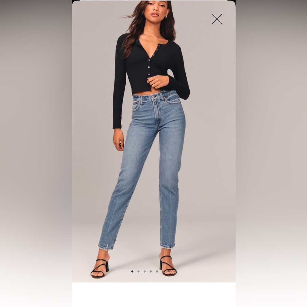 Abercrombie mom jeans sz 28 or 6